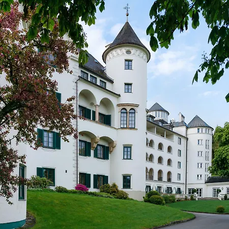 Imlauer Schloss Pichlarn Feriested 5*