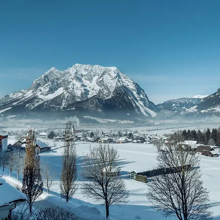 Imlauer Schloss Pichlarn Aigen im Ennstal