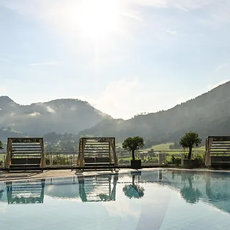منتجع Imlauer Schloss Pichlarn 5*
